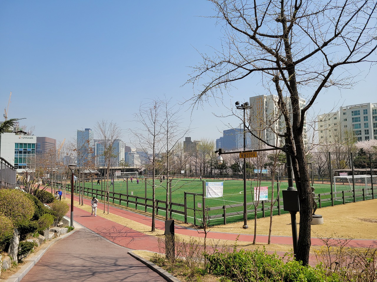 防守