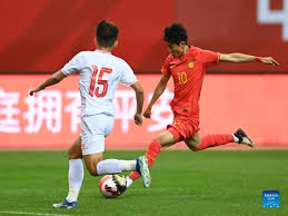 },{fpTime＂：1740492410,＂title＂：＂起得太早了，在张杰演唱会上见到了温拿五虎！合唱《朋友》真的非常好听！.